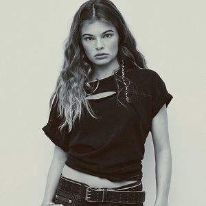 Free people cut it out tee